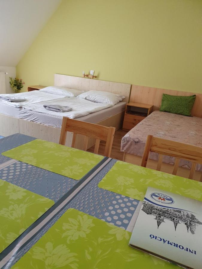 Laguna Apartmanhaz Heviz Bagian luar foto