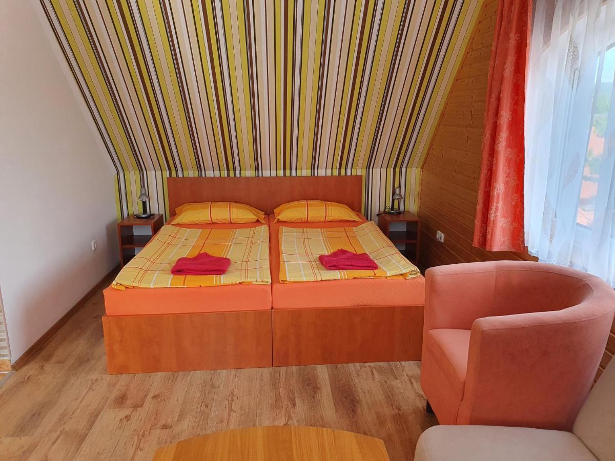 Laguna Apartmanhaz Heviz Bagian luar foto