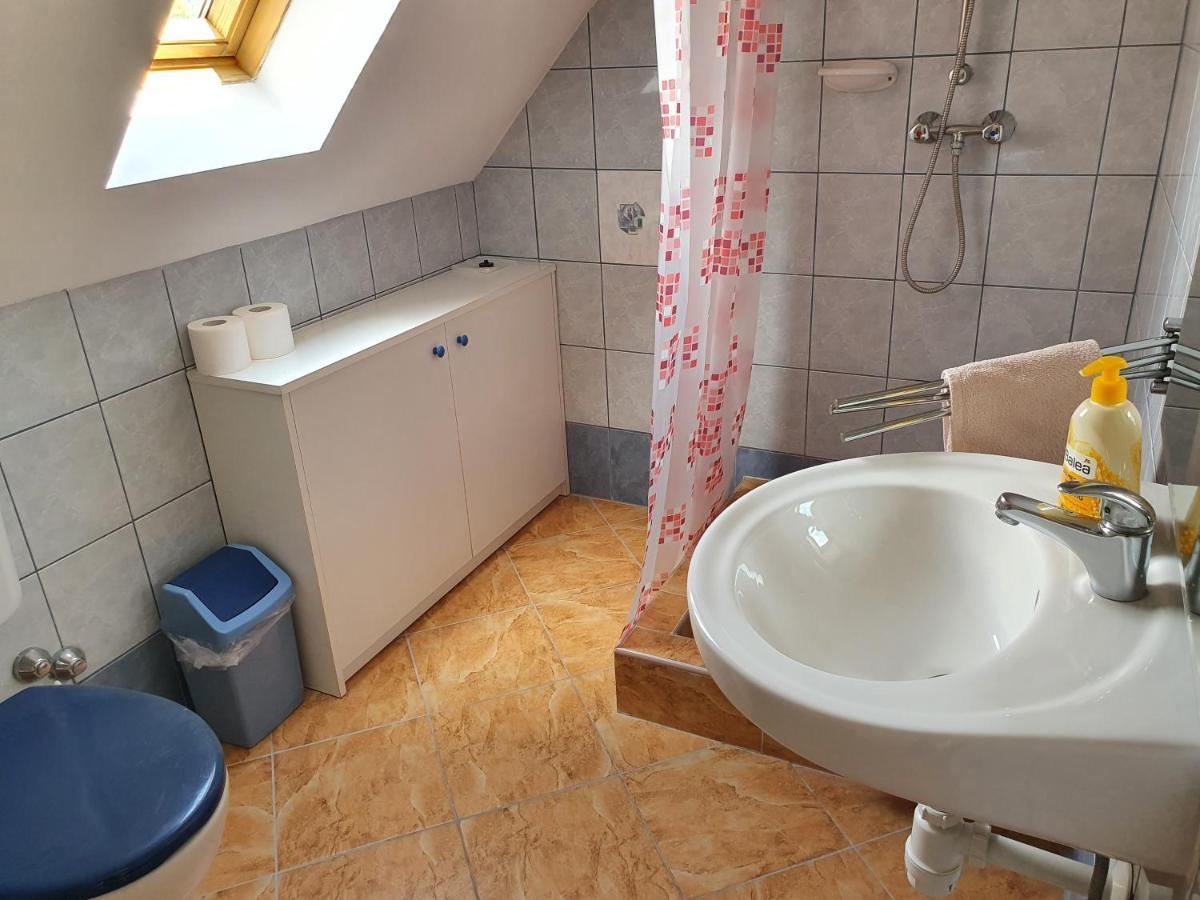 Laguna Apartmanhaz Heviz Bagian luar foto