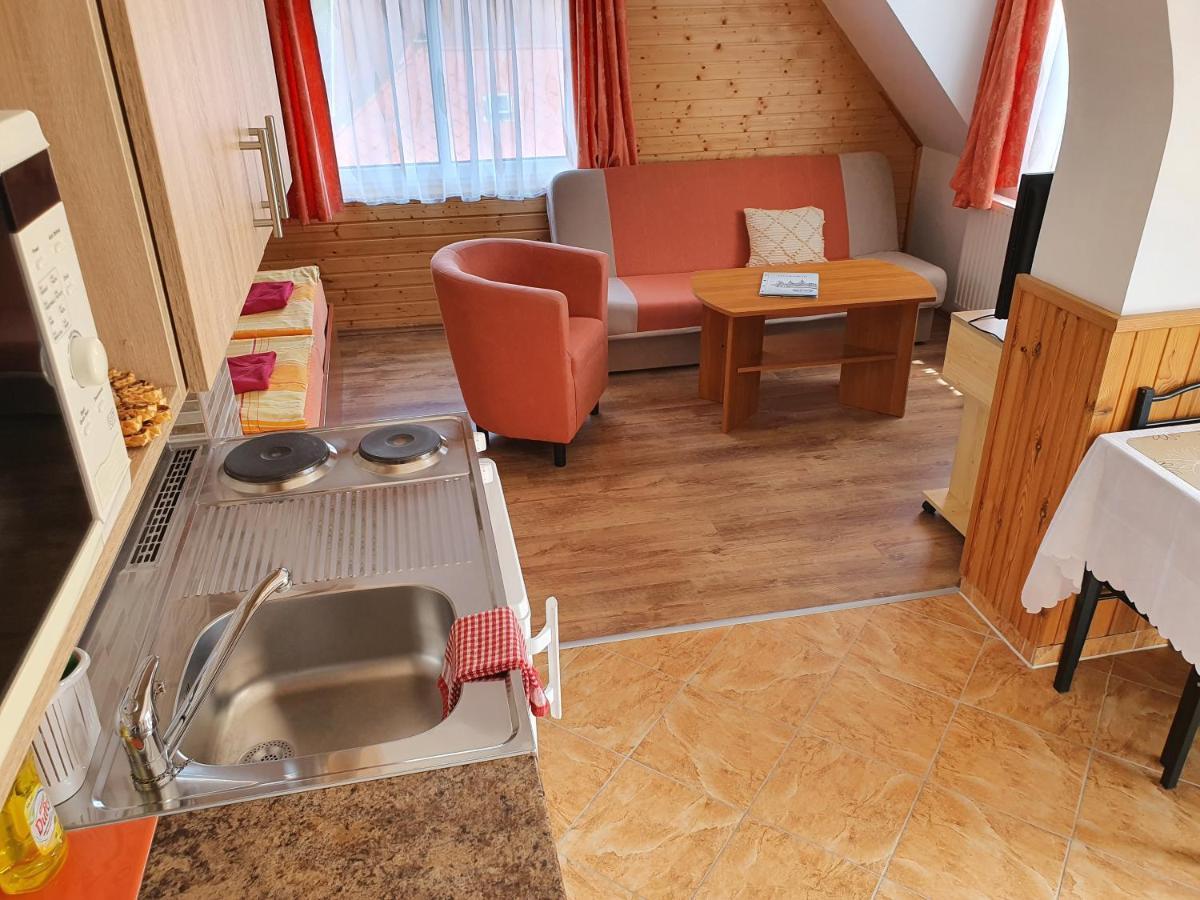 Laguna Apartmanhaz Heviz Bagian luar foto