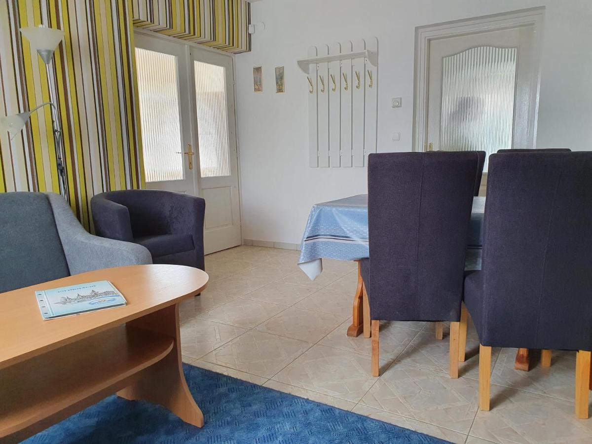 Laguna Apartmanhaz Heviz Bagian luar foto