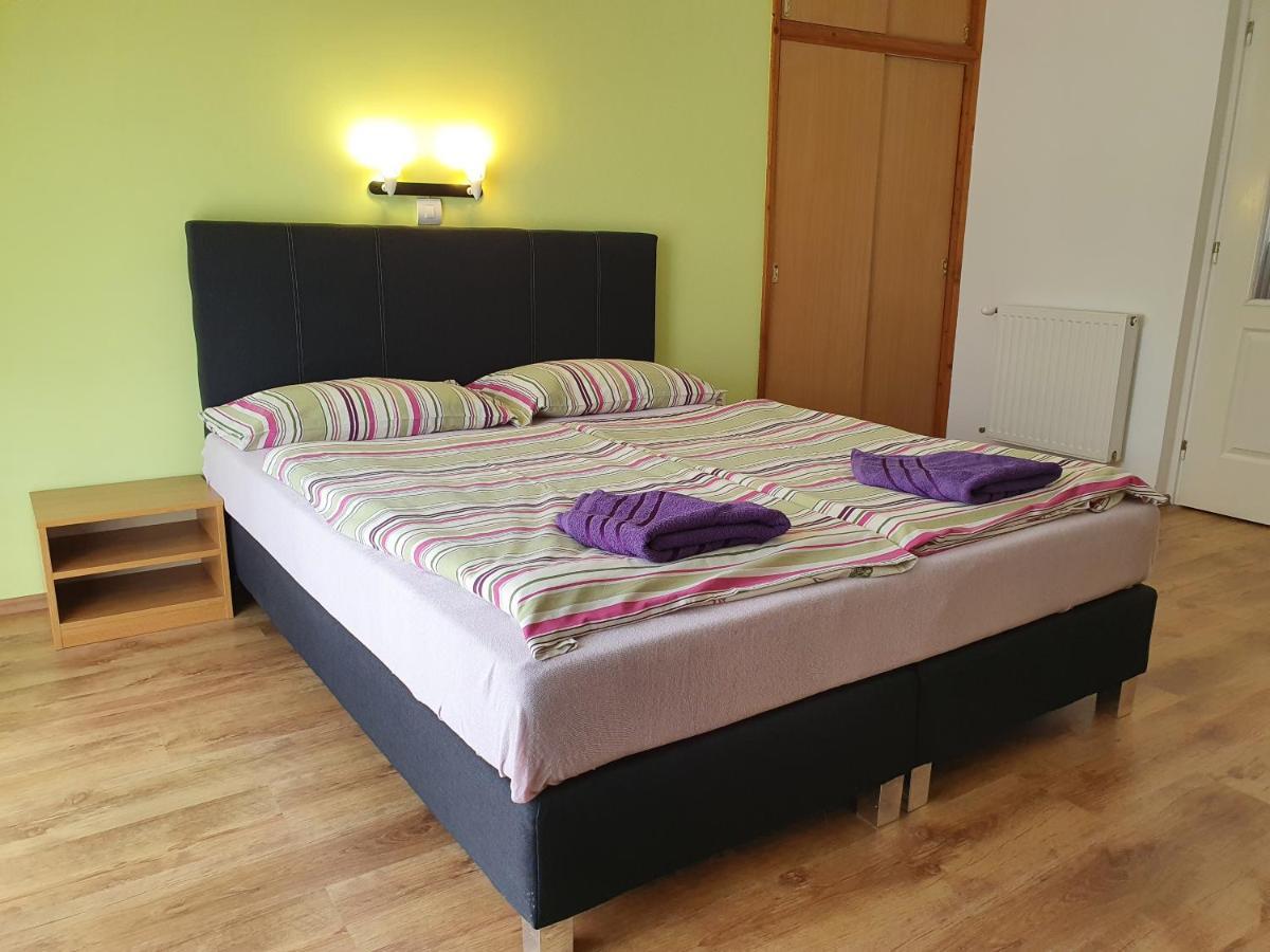 Laguna Apartmanhaz Heviz Bagian luar foto