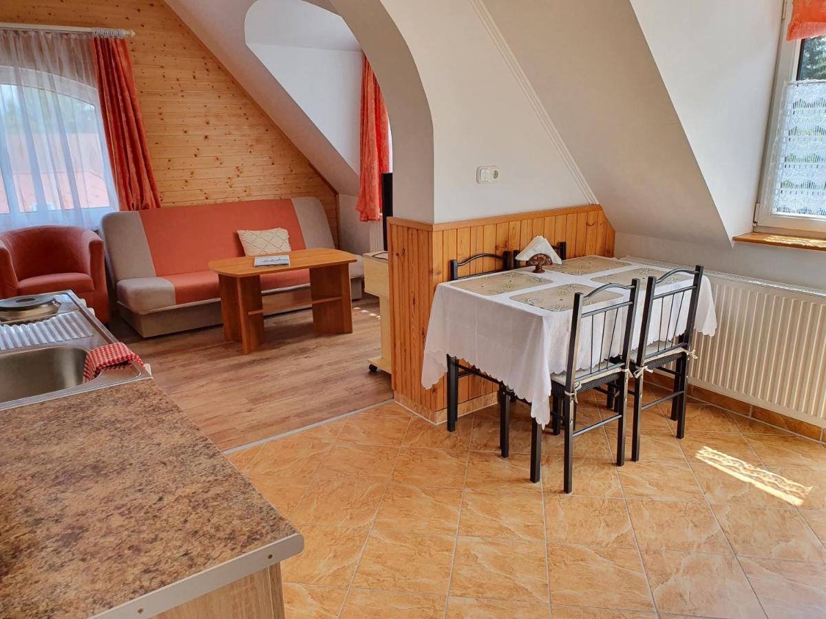 Laguna Apartmanhaz Heviz Bagian luar foto