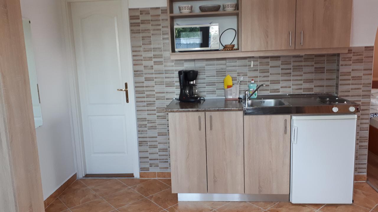 Laguna Apartmanhaz Heviz Bagian luar foto
